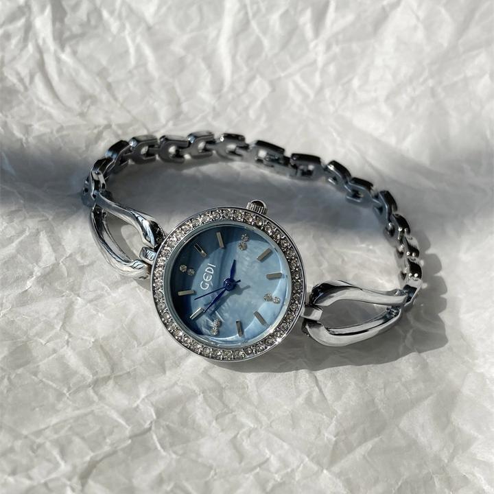 手表女款ins小众设计轻奢高级感雾霾蓝贝母表盘精致学生手链手表