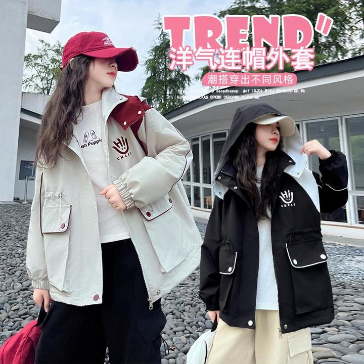 女童2024新款春秋连帽冲锋衣宽松休闲风衣聚酯纤维80