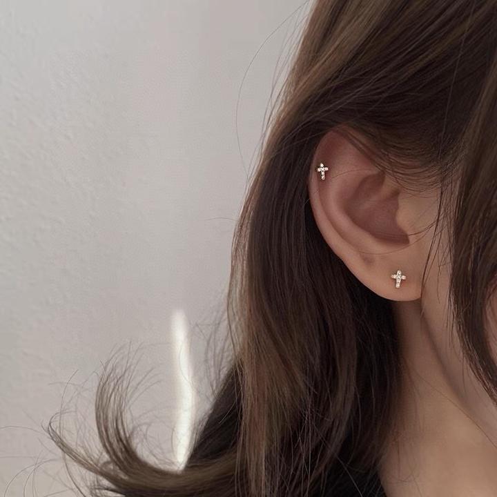 【JSZ】18k金的天然钻石十字架耳骨钉，睡觉不用摘的百搭单品