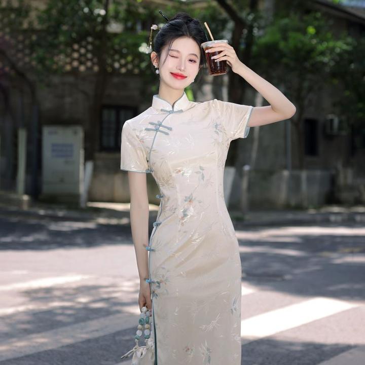 2025新款夏季改良年轻款少女白色新中式日常可穿小个子中长款旗袍