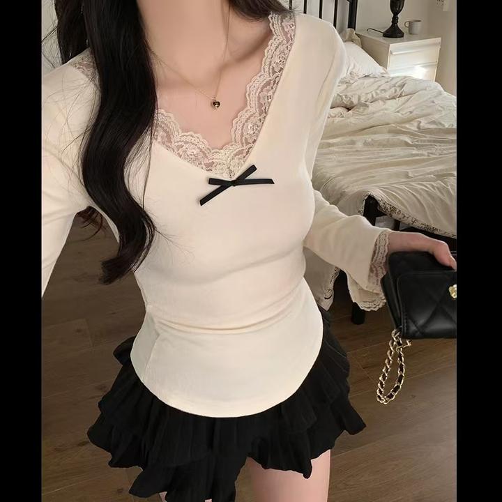 软糯百搭蕾丝领小蝴蝶结装饰毛衣2024年新款保暖亲肤针织衫