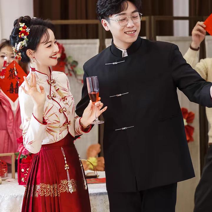 仓库清仓尾货处理高级感旗袍汉服马面裙婚服