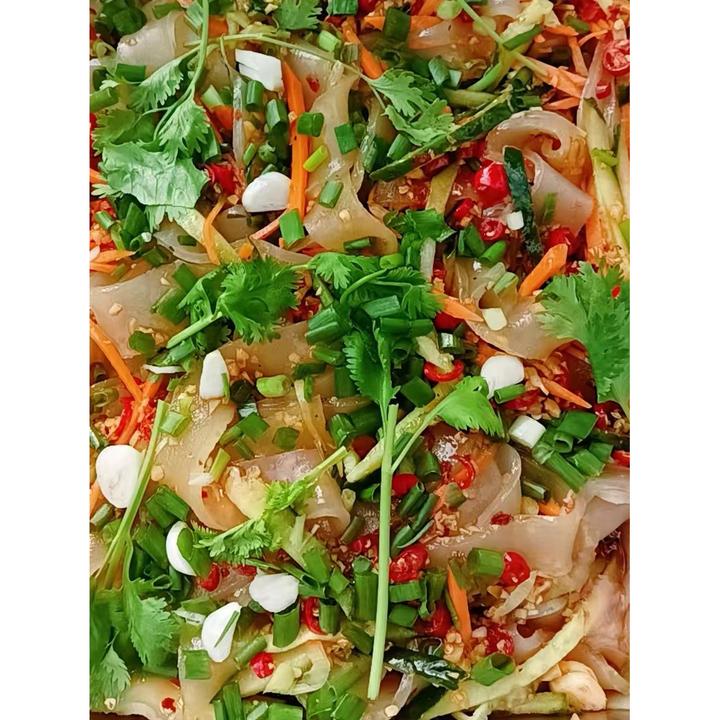 新疆包邮水晶大拉皮红薯粉皮火锅凉拌冒菜东北河南特产宽粉凉皮