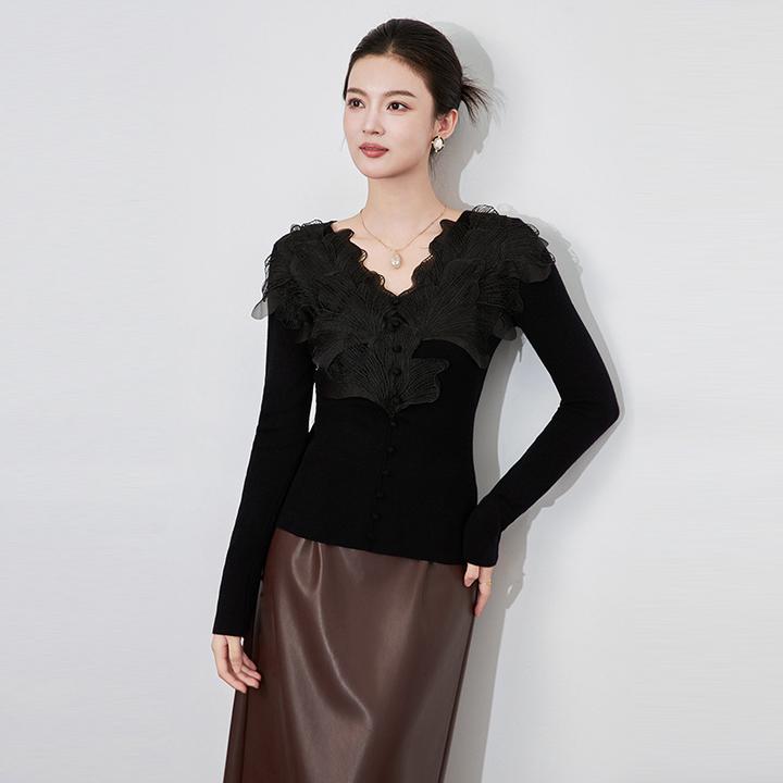 气质蕾丝打底衫女款爆款2024新款V领收腰显瘦针织衫秋冬季2433101