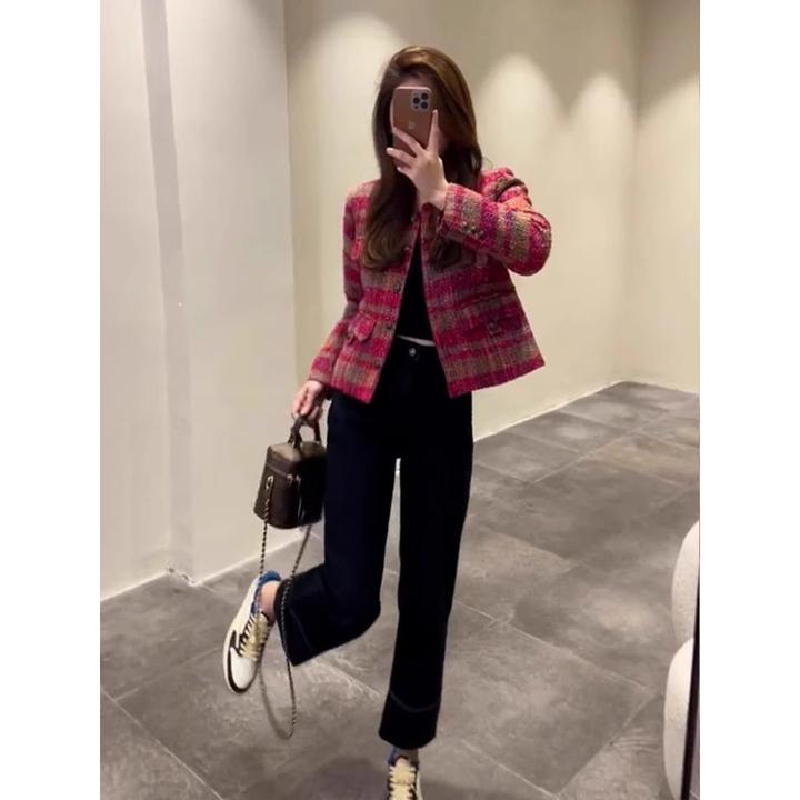 一整套入冬穿搭气质高级感今年流行两件套红色短外套小香风套装裤