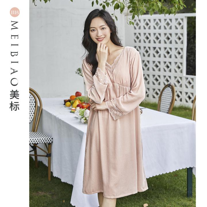 美标100桑蚕丝真丝绒秋冬女士法式带胸垫高档睡裙家居服100150