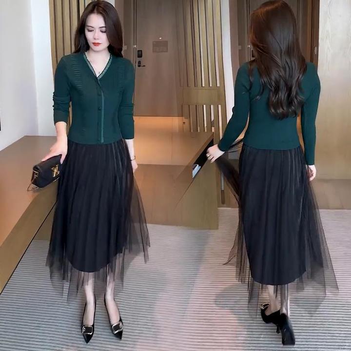 假两件连衣裙女2025秋季新款洋气显瘦减龄针织拼接网纱裙打底裙子