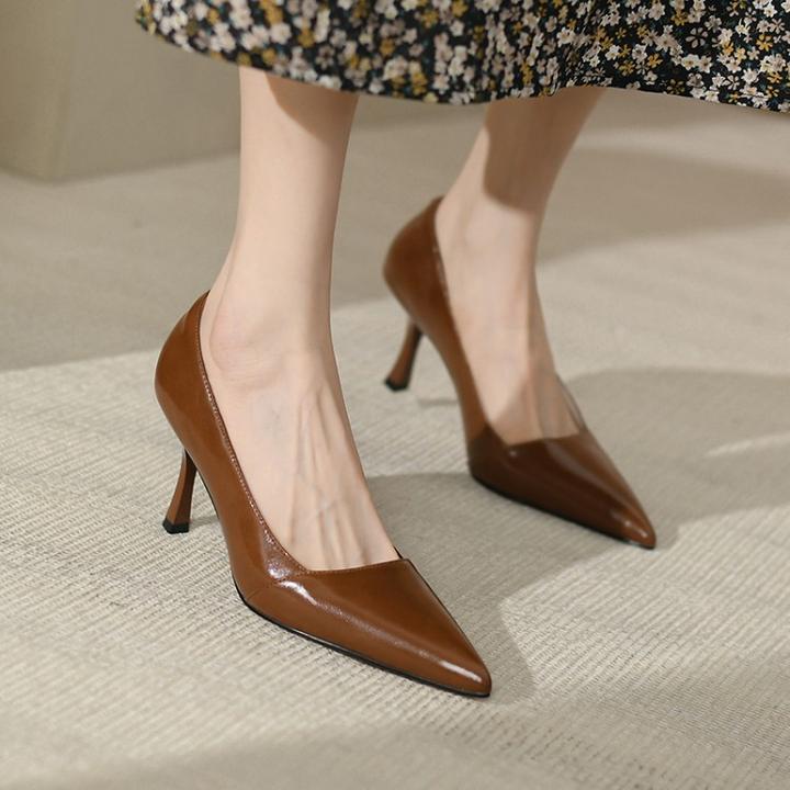 KVYT联名款2024女士新款尖头细跟通勤浅口高跟四季单鞋气质时尚潮