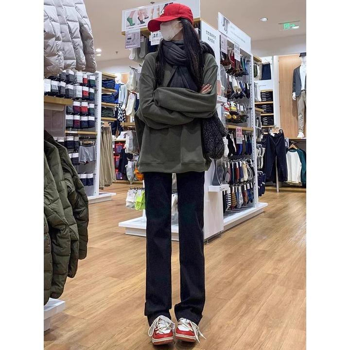 雪千羽黑色加绒窄版直筒牛仔裤女秋2025新款显瘦小个子加长烟管裤