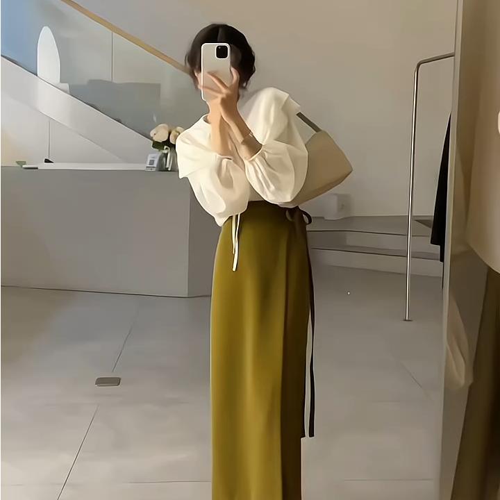 服装秋冬新款时尚气质高级感显瘦设计感上衣百搭小众垂感半身裙女