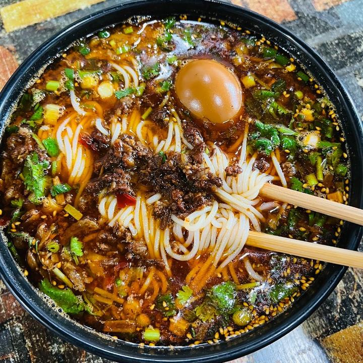 徐州米线5包【可备注加辣】肉酱米线夜宵速食麻辣米粉方便鲜米线