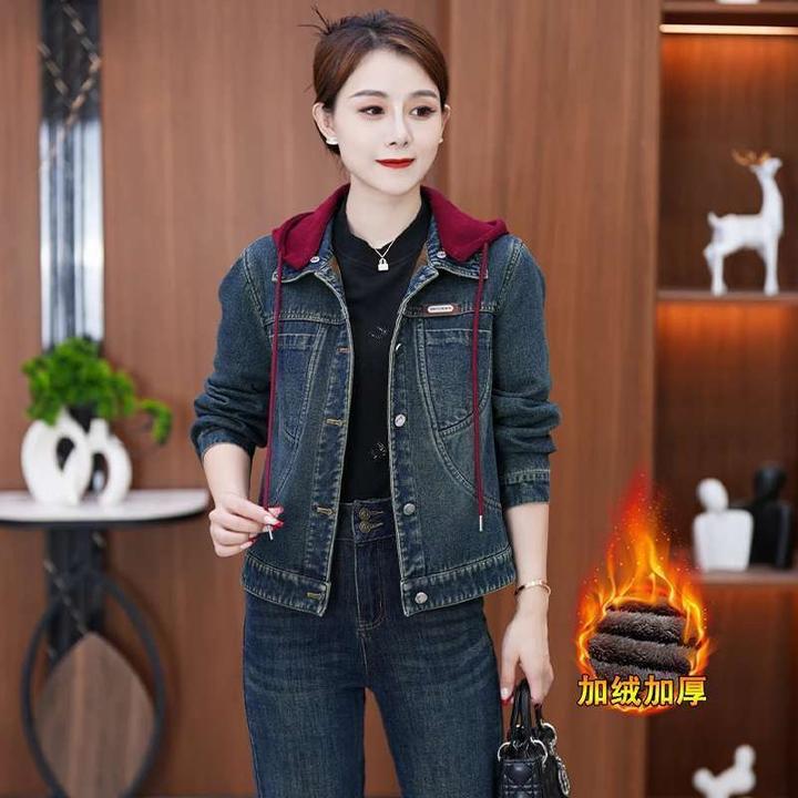 加绒加厚水洗软牛仔连帽外套女2024冬季新款洋气百搭减龄短外套潮
