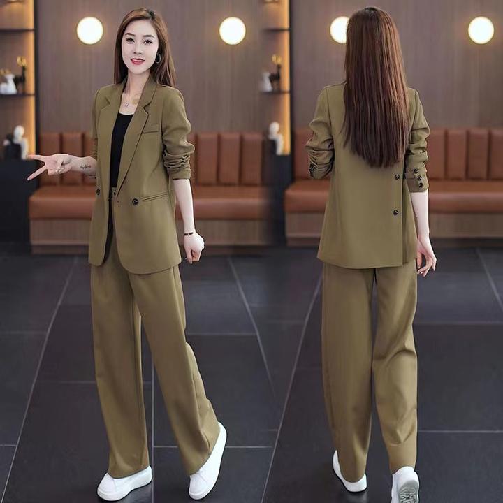 小西装套装女春新款韩版时尚减龄网红职业装西服阔腿裤两件套