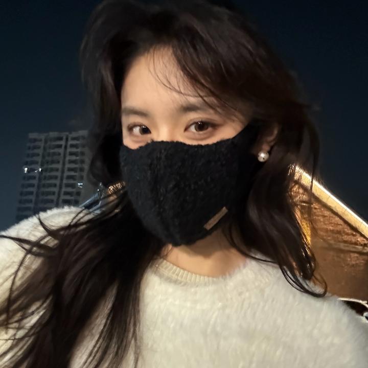 冬季保暖口罩泰迪卷绒加厚3D立体骑行防风防寒面罩高颜值显脸小