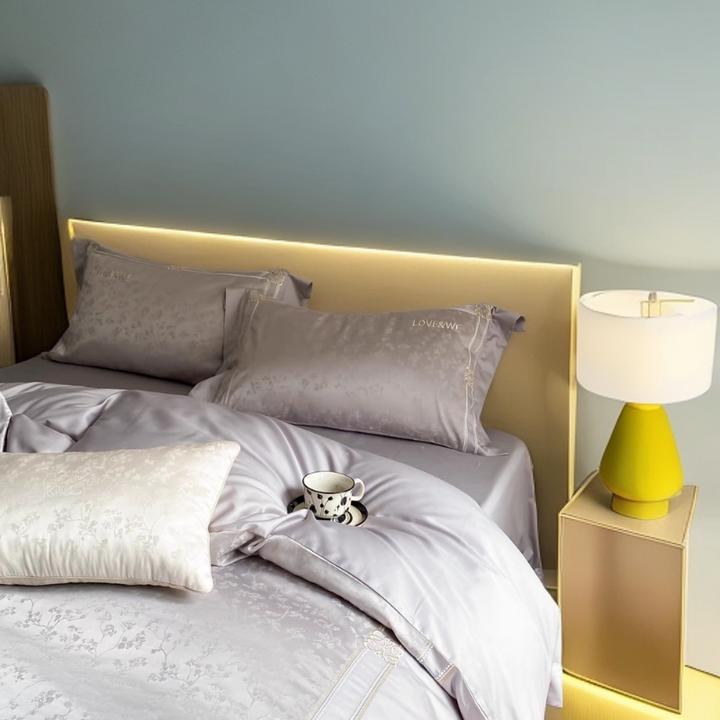 威尼斯轻奢四件套卫生网红学生宿舍环保防尘欧式高端简约柔软亲肤