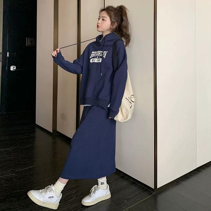 藏青色休闲连帽卫衣套装裙女秋季2023新款宽松学院风半身裙两件套