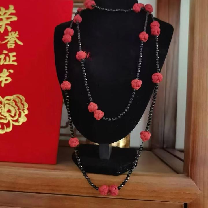 蒙隆工坊纯手工制作国风盘扣毛衣配饰