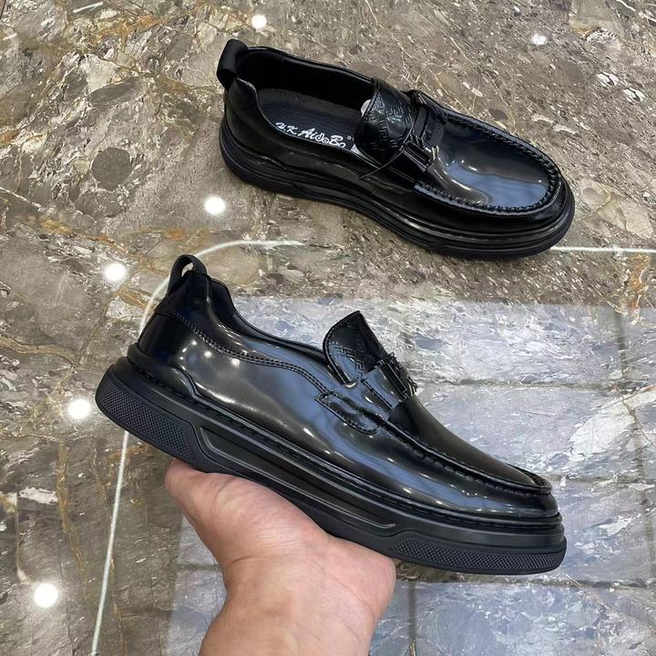 2024欧洲头层牛皮低帮简约舒适透气黑色春秋款男士休闲皮鞋3253