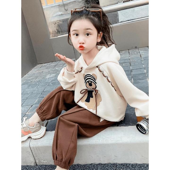 女童春秋套装2024新款秋装贴布熊童装小童洋气秋款卫衣儿童两件套
