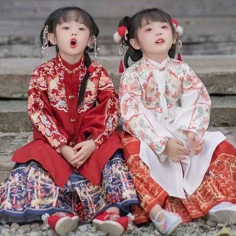 巴拉巴拉汉服马面裙女童拜年服秋冬款古风超仙中国风唐装