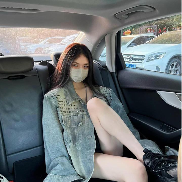 美式复古重工铆钉牛仔外套女春秋设计感小众宽松bf慵懒风夹克上衣