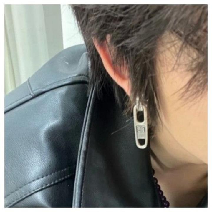 耳饰法式巴黎风黑色潮流ins个性耳钉痞帅小众情侣耳环轻奢