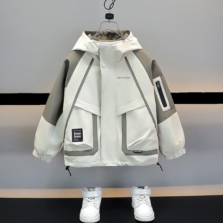 男童外套2025新款春装儿童森系防水风衣洋气春秋款男孩冲锋衣童装