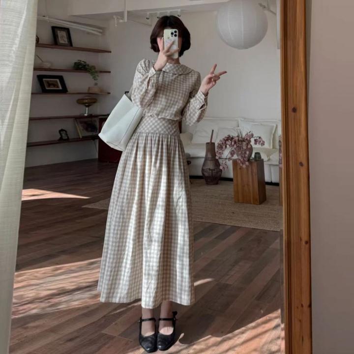 法式复古娃娃领长袖格纹连衣裙女2025早秋新款时尚百搭显瘦裙子