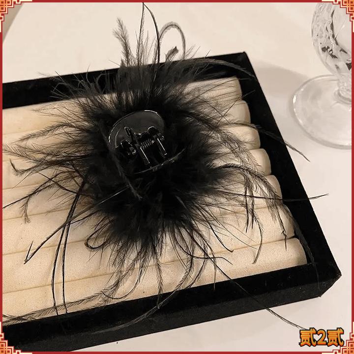 黑色羽毛抓夹女高级感毛毛鲨鱼夹半扎发夹后脑勺饰品D829