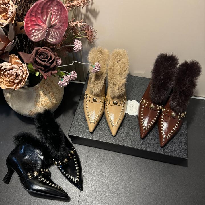 2025年冬季新款兔毛珠珠后拉链加绒设计感百搭爆款深口防滑高跟鞋