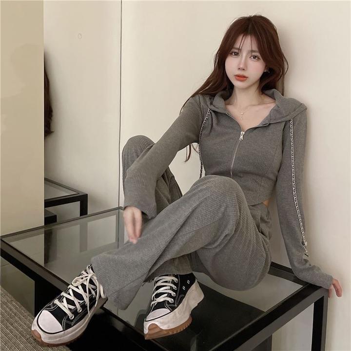 2025年新款女春秋显瘦修身运动长袖休闲时尚设计春季显瘦西服套装