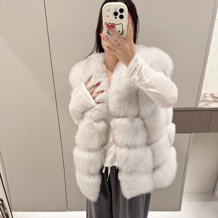 苏 su ‘柏林热吻’天然狐狸毛2025新款整皮保暖中长马甲女