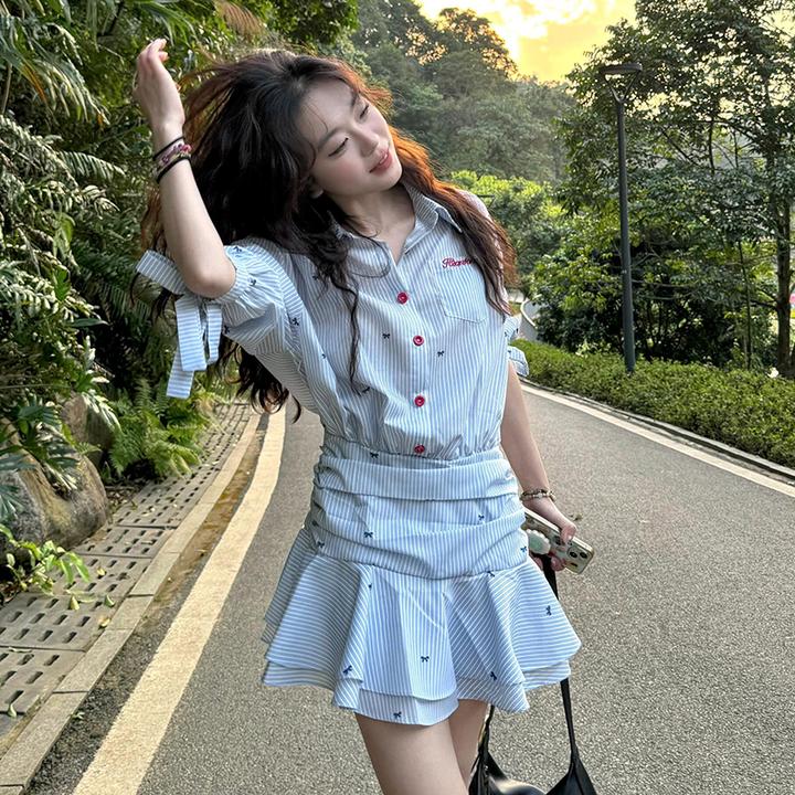 学院风miu系蓝色衬衫连衣裙子女2025新款初春季气质收腰百褶短裙