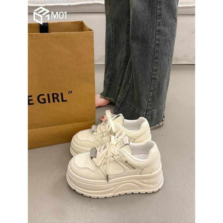 M01高级感百搭小白鞋厚底增高板鞋女夏季新款爆款运动休闲面包鞋