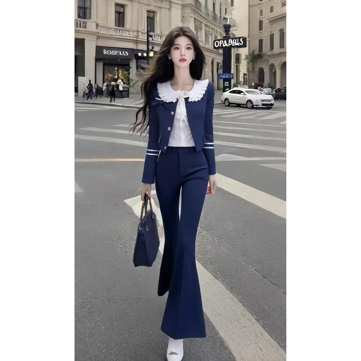 休闲风气质显瘦穿搭长袖短款外套百搭内搭长款微喇裤深蓝色三件套