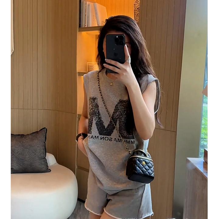 2025年新款超火夏装一整套小个子显高休闲穿搭灰色背心套装裤女款