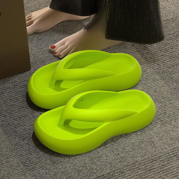 厚底增高凉拖鞋女夏季新款逛街沙滩涉水不臭脚网红人字拖女士外穿