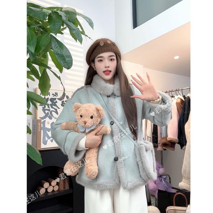 【现货+运费险】网红冰川蓝仿皮毛一体外套加厚保暖仿羊羔毛YY555