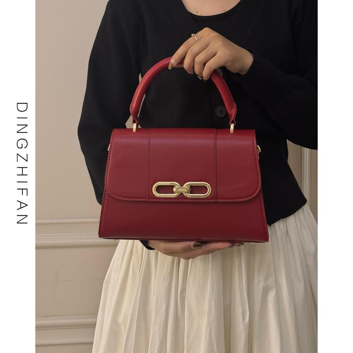 定制范 2025新款潮小众设计红色手提包婚包盒子包单肩女包斜跨包