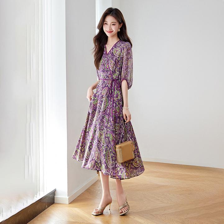 法式复古碎花连衣裙女2025年夏款时尚高级感好看气质优雅印花长裙
