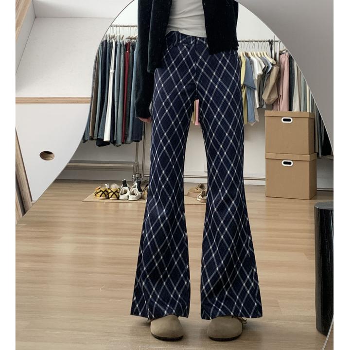 复古格纹喇叭裤女秋季新款设计感小众低腰显瘦百搭拖地微喇休闲裤