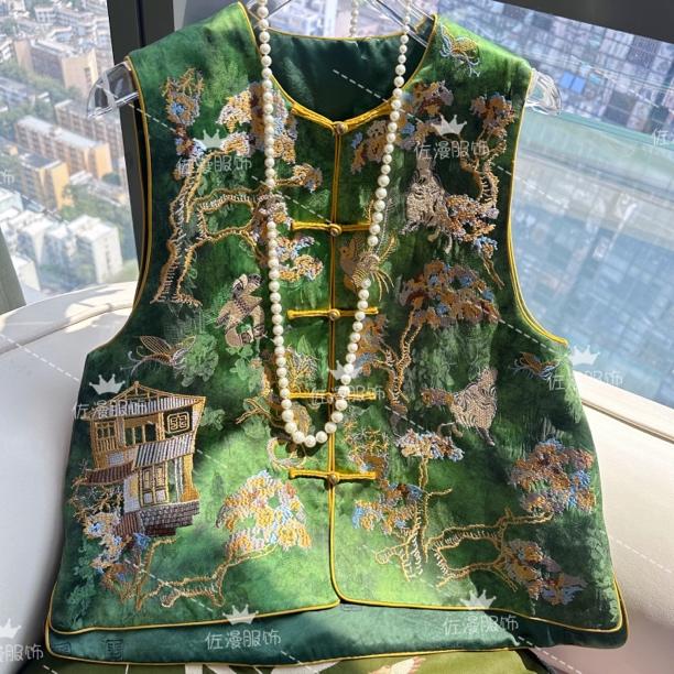 《深圳佐漫》Z0316亭台楼阁 重磅苗绣新中式复古高级气质国风马甲