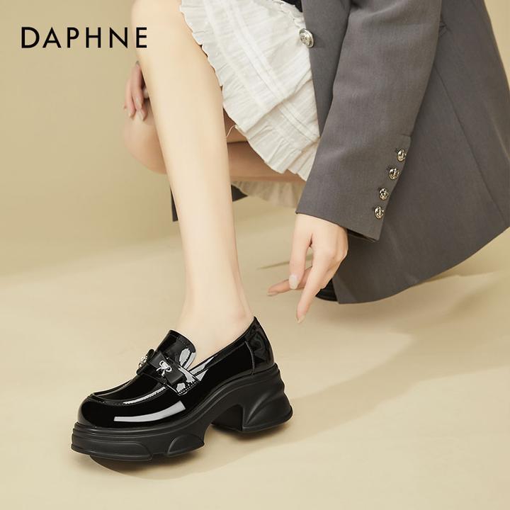 达芙妮时尚乐福鞋女款春季款2025新款英伦风配裙子松糕增高小皮鞋