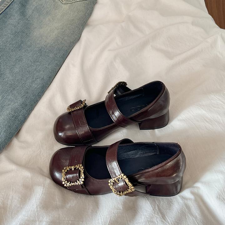 棕色内增高粗跟浅口单鞋女2025新款秋季复古小皮鞋法式玛丽珍鞋