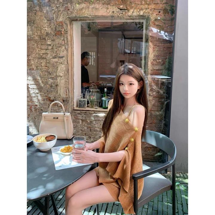 Hotdog热狗很辣原创款 秋日蝴蝶 斗篷套装金扣披肩金链吊带裙