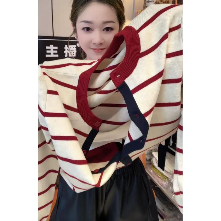 今年流行穿搭2025早秋新款温柔风