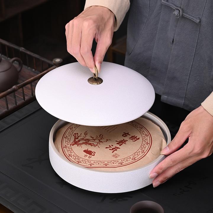 大号创意牛气冲天粗陶复古储茶罐家用黑陶多层普洱罐茶饼罐白茶罐