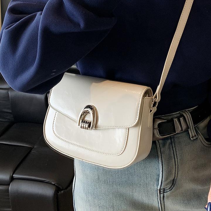 2025早春爆款韩版休闲百搭马鞍包包时尚个性通勤高级质感斜挎女包