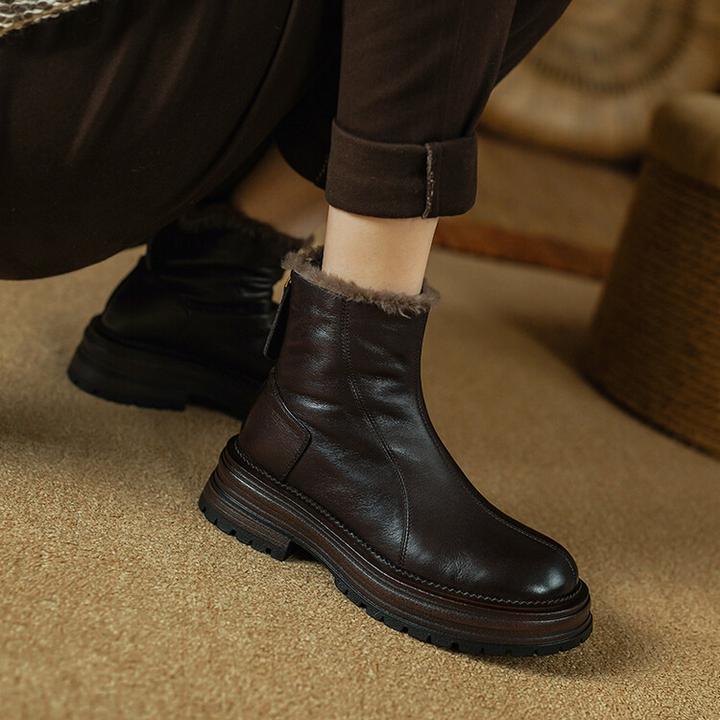 复古厚底圆头粗跟短筒马丁靴女2025秋冬新款东北保暖加厚雪地靴