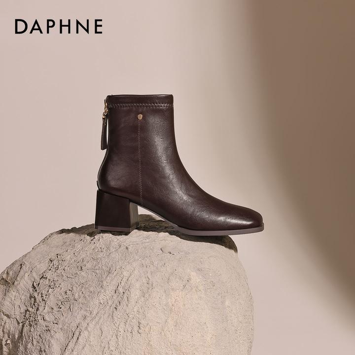 达芙妮新款法式瘦瘦短靴女款2025秋季高跟切尔西靴粗跟小个子女靴